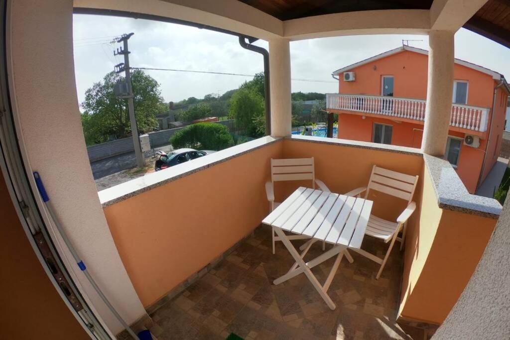 Comfortable Apartment Near Pula Marčana 外观 照片