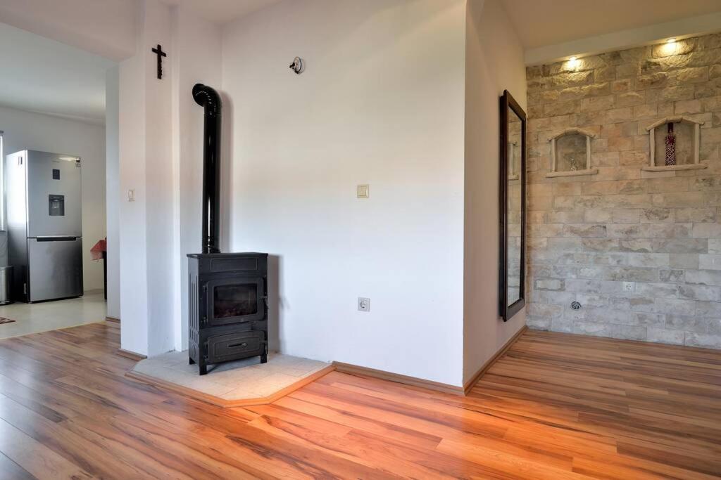 Comfortable Apartment Near Pula Marčana 外观 照片