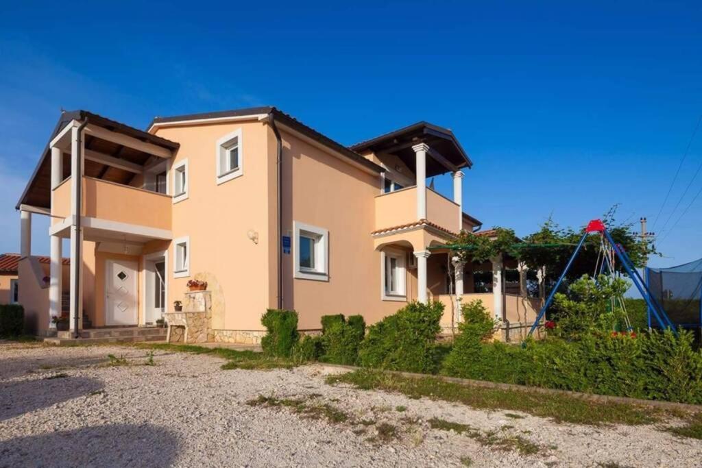 Comfortable Apartment Near Pula Marčana 外观 照片